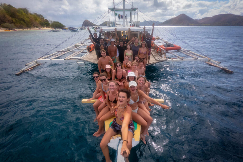 Buhay Isla boat selfie