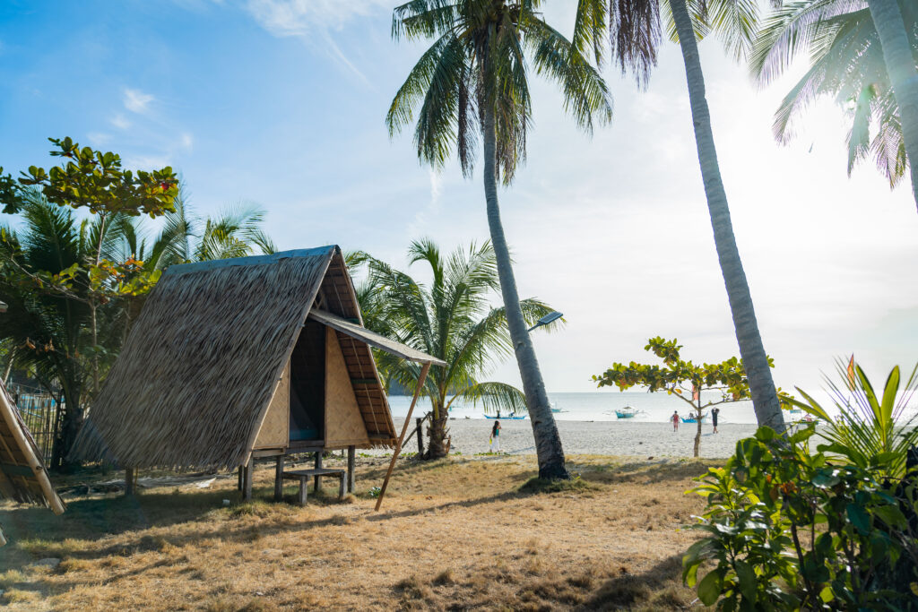 Buhay Isla hut beach